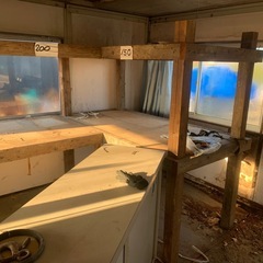 大型の棚　の画像