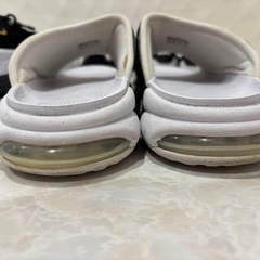 モアテン　サンダルの画像