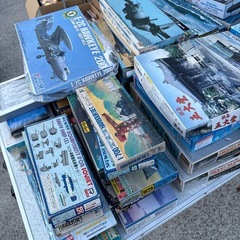古いプラモデル【瀬野川ホコトリ広場フリーマーケット
】の画像