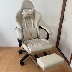 ゲーミングチェアの画像