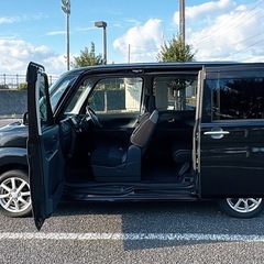 ダイハツ タントカスタム ✕ ブラック 禁煙車 スライド ナビ ETC TV Bluetooth 走行距離少なめの画像