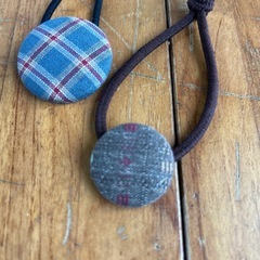 くるみボタンヘアゴム四本セットの画像