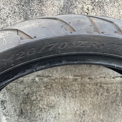 差し上げますバイクタイヤ17インチの画像