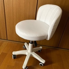 ♪  新品　チェアーの画像