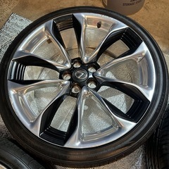 LC500 純正ホイールタイヤ付き‼️の画像