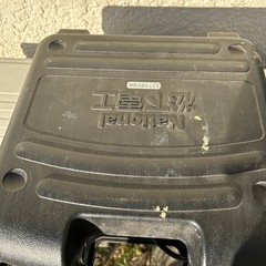 商談中ドリルドライバー、ノコギリのセットの画像