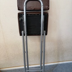 折り畳み式ハイチェアの画像