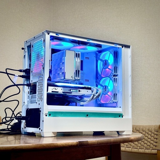 【純白ゲーミングPC】i7 9700KF 白グラボ 16GB オフィス付
