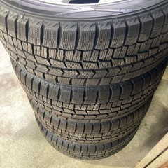 最終値下 オーリス純正スタッドレスタイヤ 205/55R16 4本セットの画像