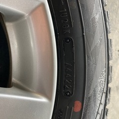 最終値下 オーリス純正スタッドレスタイヤ 205/55R16 4本セットの画像