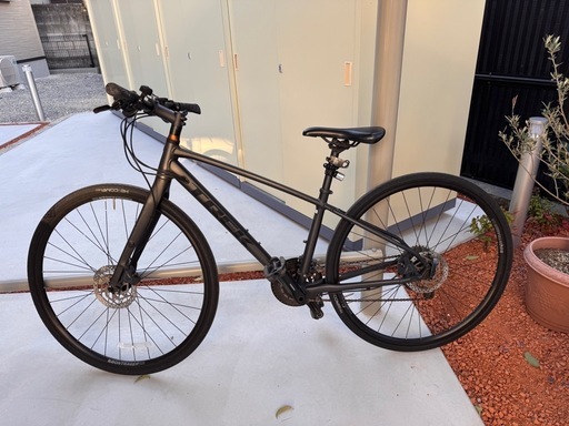 TREK FX3 2021年　クロスバイク（新品チェーン付）