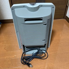 セラミックファンヒーターの画像