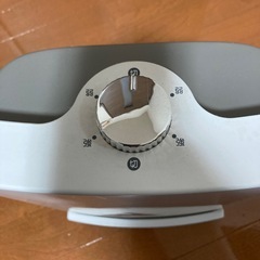 セラミックファンヒーターの画像