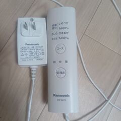 AC アダプターの画像