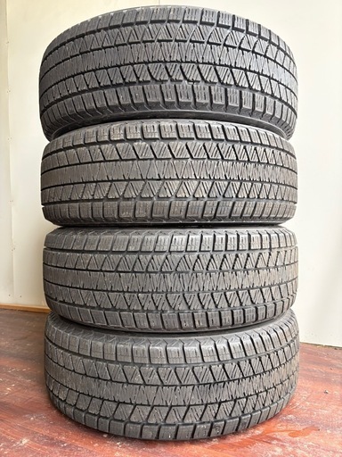 225/60/18冬DM-V3
