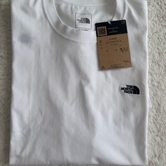 【新品・未使用】THE NORTH FACE 白Tシャツの画像