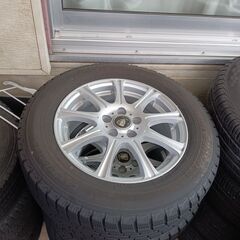 195/65R15 スタッドレスタイヤの画像