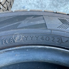 4本セット 日本製スタッドレス ヨコハマタイヤ 軽自動車全般 2022年製 冬タイヤの画像