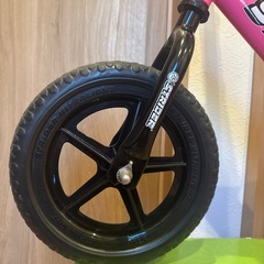 【美品•箱付】ストライダー　ピンクの画像