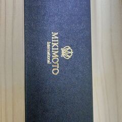 小さな真珠が特徴、高級感あるMIKIMOTO製オリジナルボールペンの画像