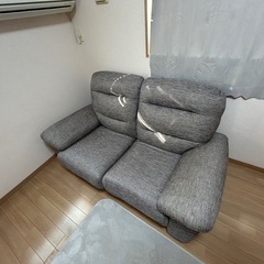 ニトリ　2人掛けソファ
の画像