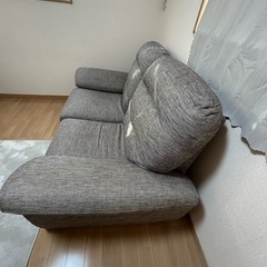 ニトリ　2人掛けソファ
の画像