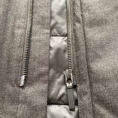 ユニクロ　ハイブリッドダウンコート　メンズ　XLの画像