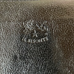 イルビゾンテの財布の画像