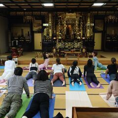 年末特別イベント｜龍宮寺で108回太陽礼拝🛕＠博多｜初心者・シニア歓迎✨の画像