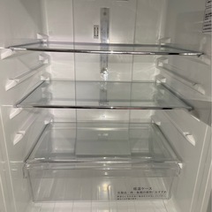 2020年製HISENSE冷蔵庫の画像