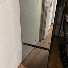 2020年製HISENSE冷蔵庫の画像