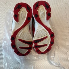 男の子シューズ18センチの画像