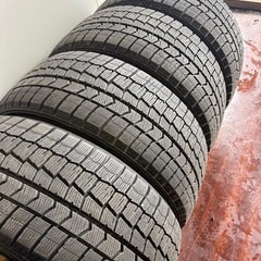 245/40/18冬ダンロップの画像