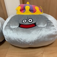 【限定品】ドラゴンクエスト　ふくびき所　ホミロット賞　ホイミスライム　メタルキング　メタルスライム　ぬいぐるみ　ドラゴンクエストアイランド　ニジゲンノモリ　クッション　クリスマスの画像