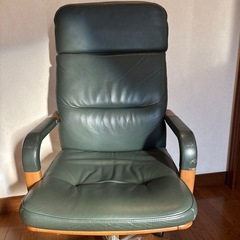 デスク用椅子の画像