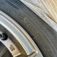 【交渉中】ホイル付きスタッドレスタイヤ 155/65 R14 の画像