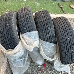 【交渉中】ホイル付きスタッドレスタイヤ 155/65 R14 の画像