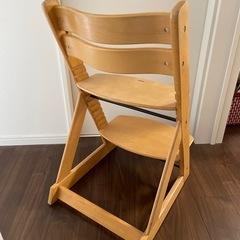 幼児椅子の画像