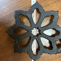 鉄製鍋敷きの画像
