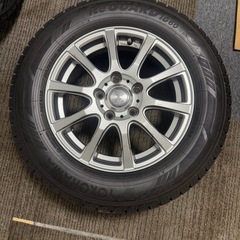 VOXY,NOA,ステップワゴン.スタッドレスタイヤYOKOHAMAの画像