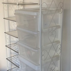 収納家具の画像