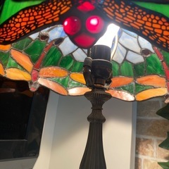 ステンドグラスランプの画像