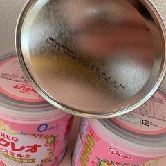 お値下げしました　粉ミルク　アイクレオ　小缶3缶セットの画像