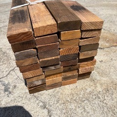建材　100本セット　木材　DIY ウッドデッキ　リホーム　棚　薪などの画像
