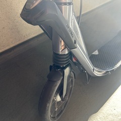 大人用キックボード　キックスケーター　オクセロの画像