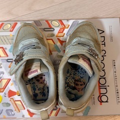 エルサの靴17センチの画像