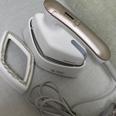 全身鏡、アイロン＋アイロン台(まとめ買いお得！)単品でのお引取り可能な方もご連絡ください！の画像