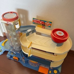 トミカ基地の画像