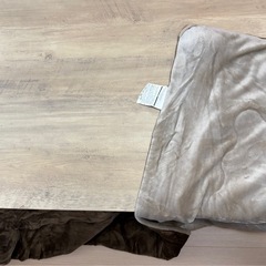 ニトリ　こたつ付きテーブル　(こたつ布団付き)の画像