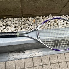 もらってください！テニスラケット2本カバー付きの画像